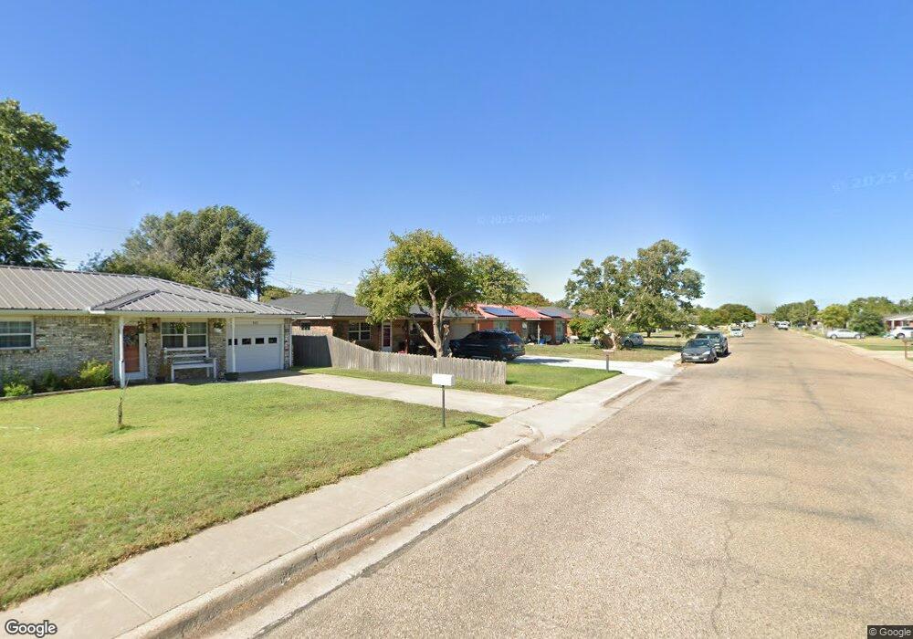 507 Pine Ave, Dumas, TX 79029 - photo 1