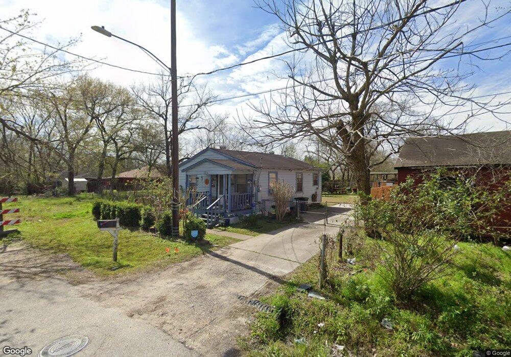 9103 Henrietta St, Houston, TX 77088 - photo 1