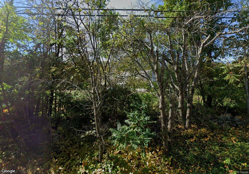 262 N Raymond Rd, Raymond, ME 04071 - photo 1