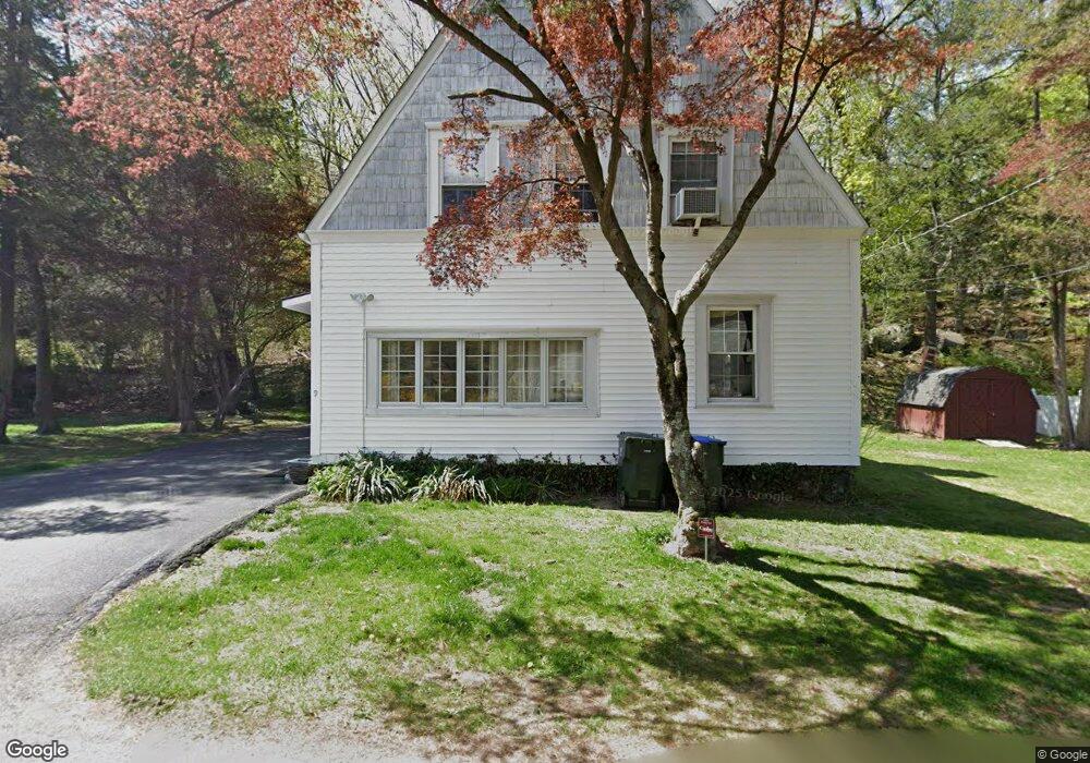 9 Library Rd, Tuxedo Park, NY 10987 - photo 1