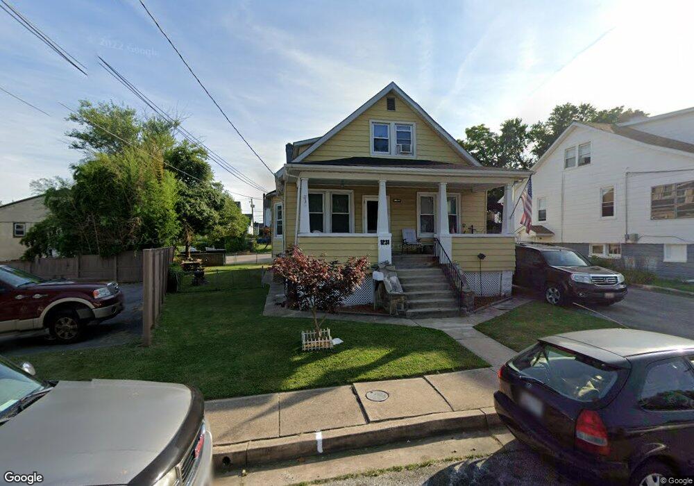 1231 North Ave, Halethorpe, MD 21227 - photo 1