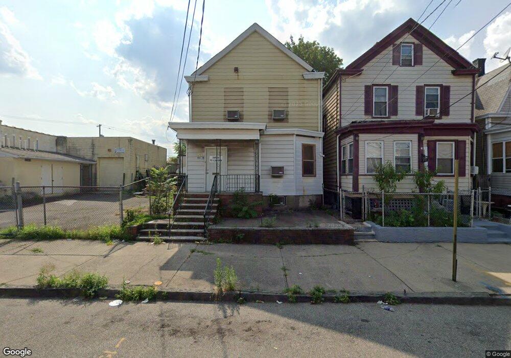 574 E 33rd St, Paterson, NJ 07513 - photo 1