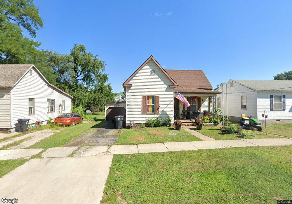 1305 Myra St, Moberly, MO 65270 - photo 1