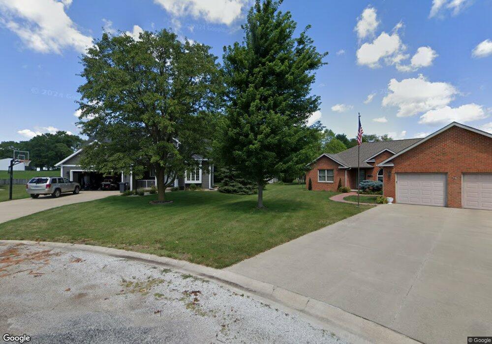 106 South Pointe Ct, Philo, IL 61864 - photo 1