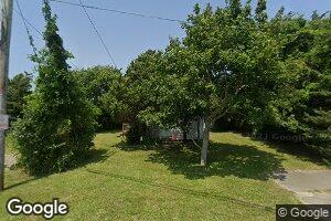4 Causeway Rd, Fairhaven, MA 02719