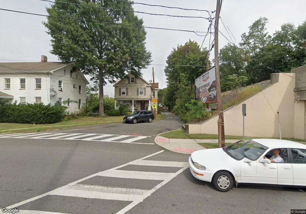 433 Railroad Ave, Dunellen, NJ 08812 - photo 1