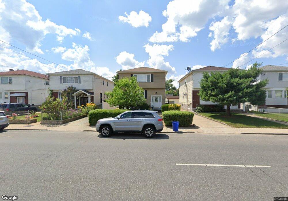 2842 Oceanside Rd, Oceanside, NY 11572 - photo 1