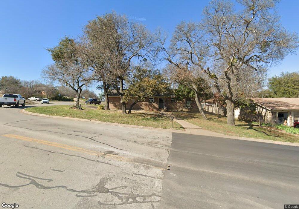 501 E Park Ave, Weatherford, TX 76086 - photo 1