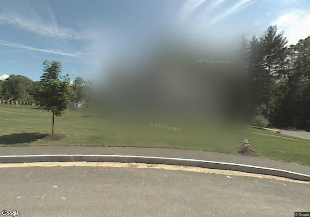 2 Daphne Cir, Dracut, MA 01826 - photo 1