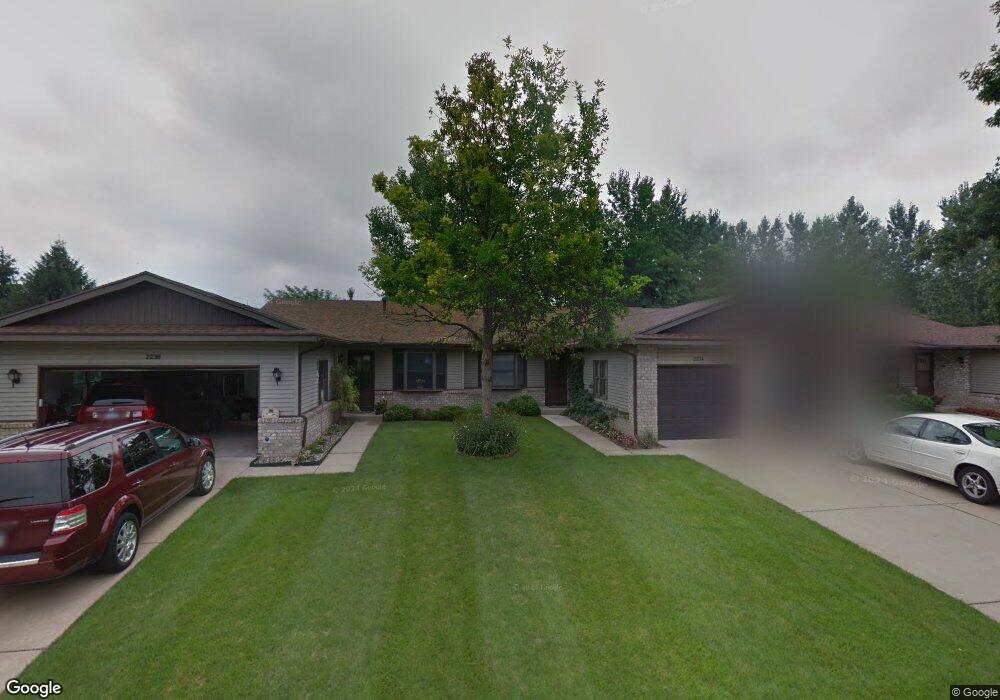 2234 Mapleton St NE, Grand Rapids, MI 49505 - photo 1