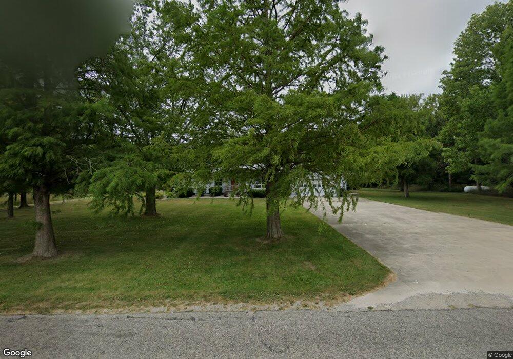 369 W 400 S, Albion, IN 46701 - photo 1