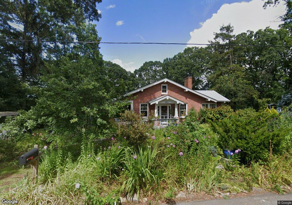 102 Shady Oak Dr, Asheville, NC 28803 - photo 1