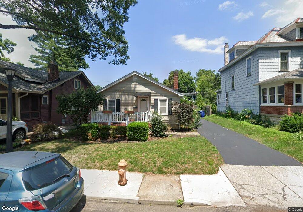 42 W Kenworth Rd, Columbus, OH 43214 - photo 1