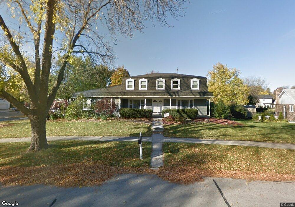 1729 Warbler Dr, Naperville, IL 60565 - photo 1