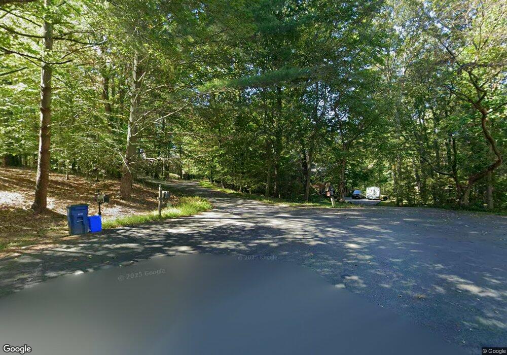 7004 Loch Edin Ct, Potomac, MD 20854 - photo 1