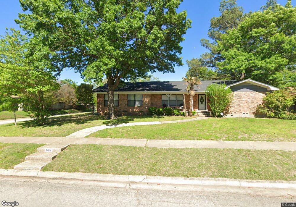 602 Line Dr, Gainesville, TX 76240 - photo 1