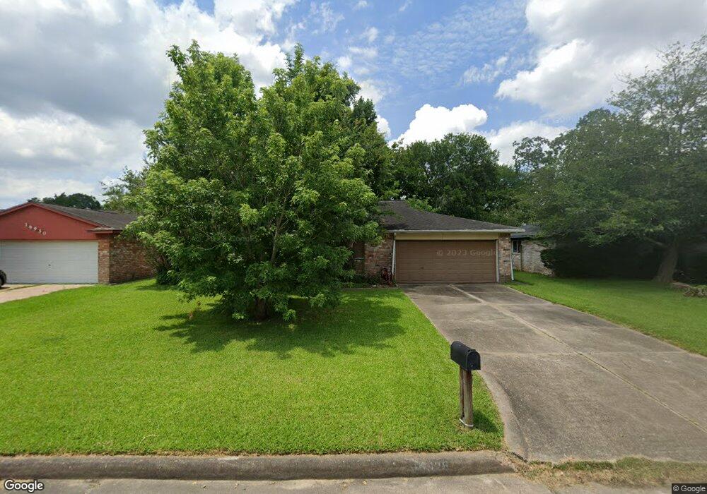 16926 Barcelona Dr, Friendswood, TX 77546 - photo 1