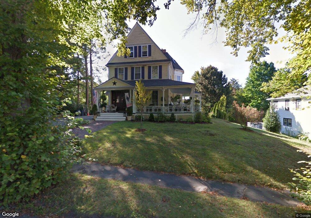 10 Lawrence St, Wakefield, MA 01880 - photo 1
