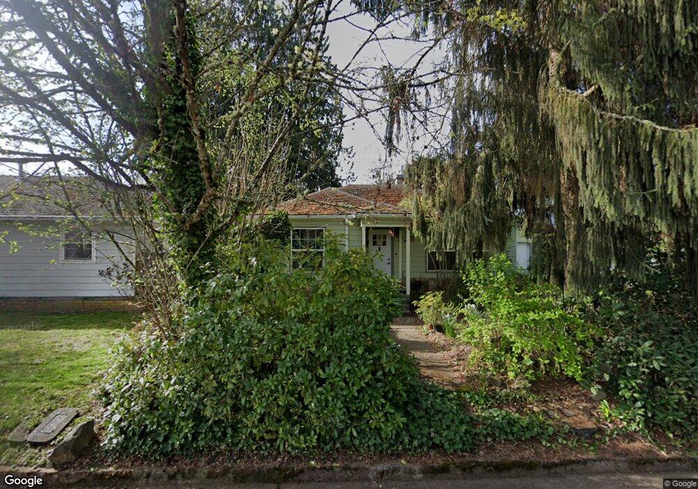 1710 15th Ave SW, Albany, OR 97321 - photo 1