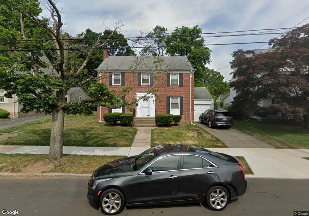 466 Bellevue Rd, New Haven, CT 06511 - photo 1