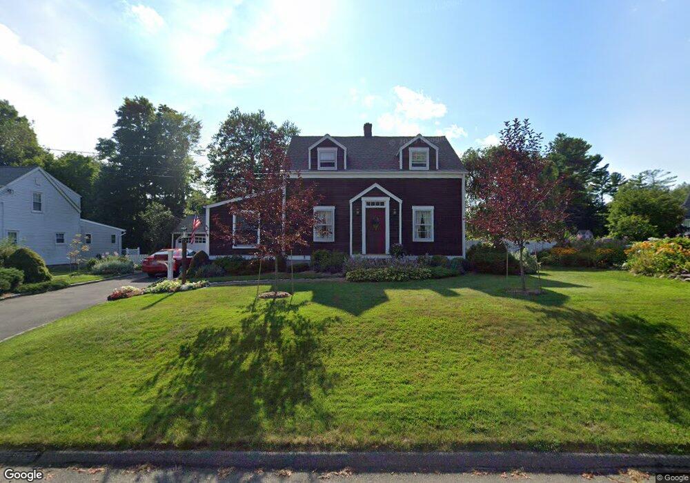 697 Fairchild Rd, Trumbull, CT 06611 - photo 1