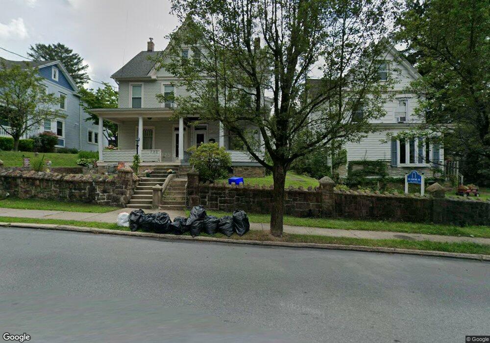 718 North St, Jim Thorpe, PA 18229 - photo 1