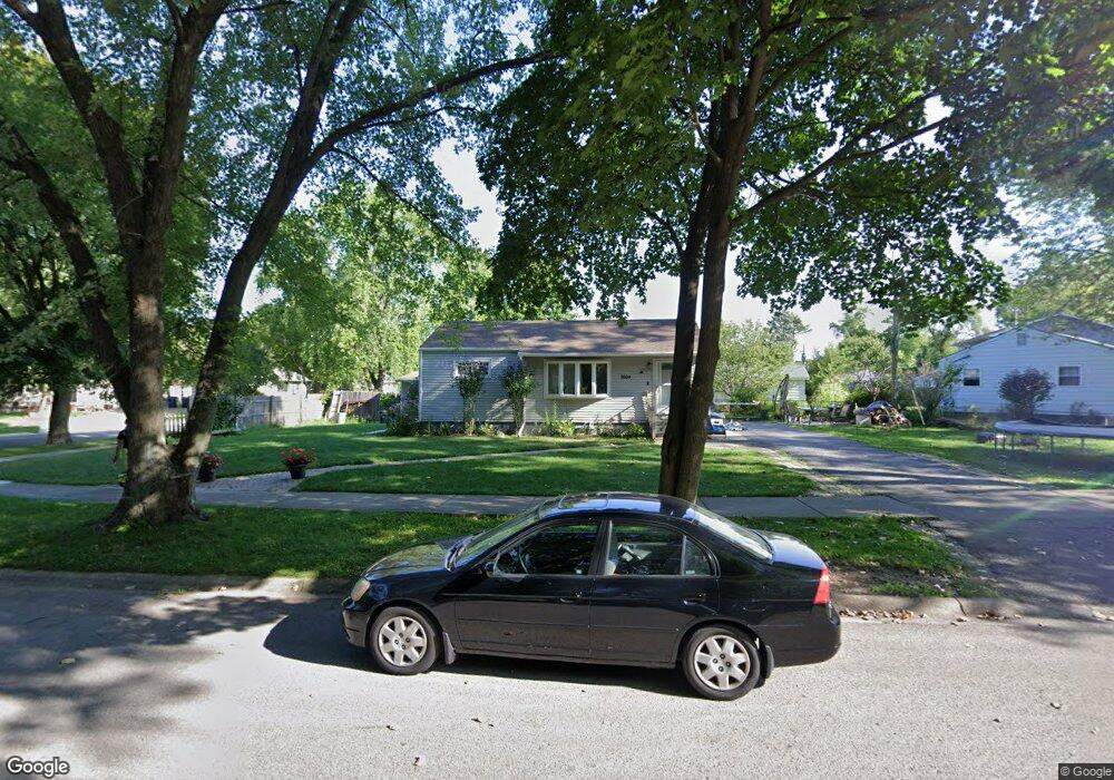 2604 N Pine St, Waukegan, IL 60087 - photo 1