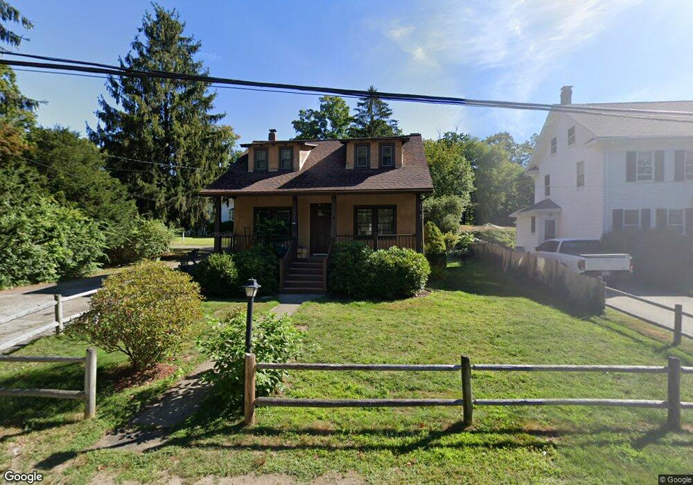 7 Burtons Ln unit 1, Hingham, MA 02043 - photo 1