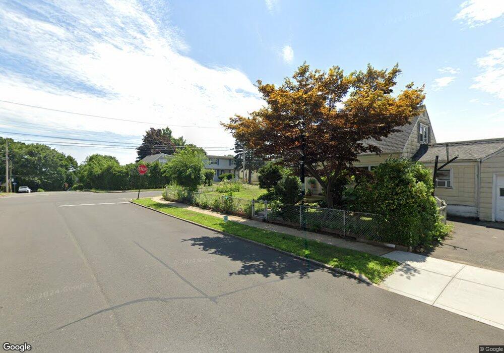 311 Peet St, Bridgeport, CT 06606 - photo 1