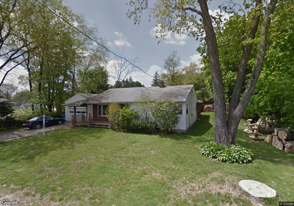 33 Morton Rd, Waterbury, CT 06705 - photo 1