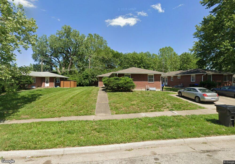 2918 SW Randolph Ave, Topeka, KS 66611 - photo 1
