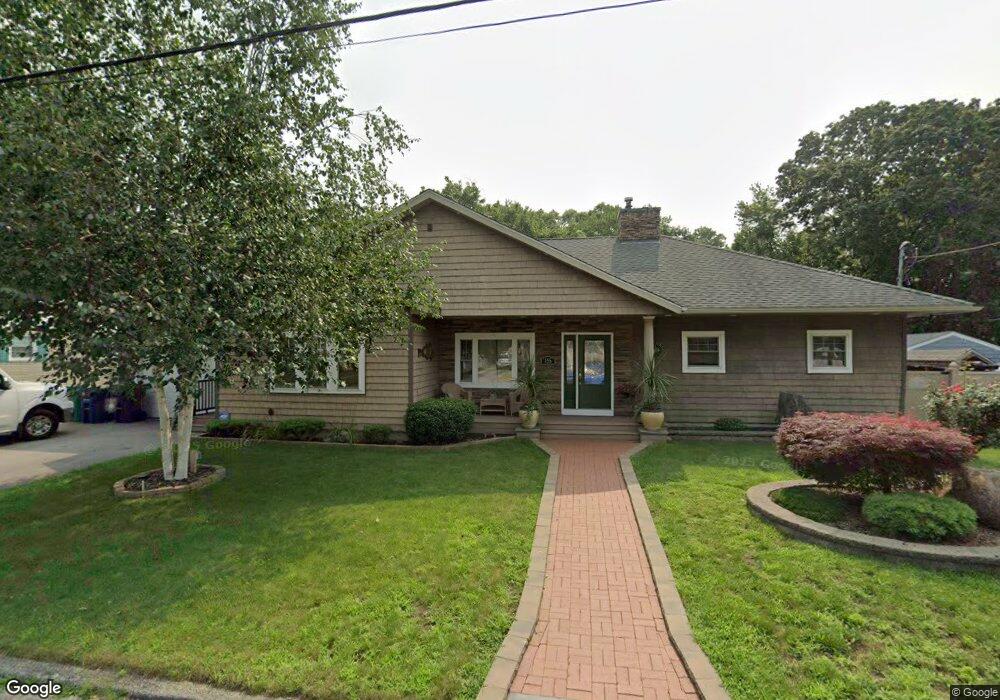 155 Burbank Dr, Warwick, RI 02886 - photo 1