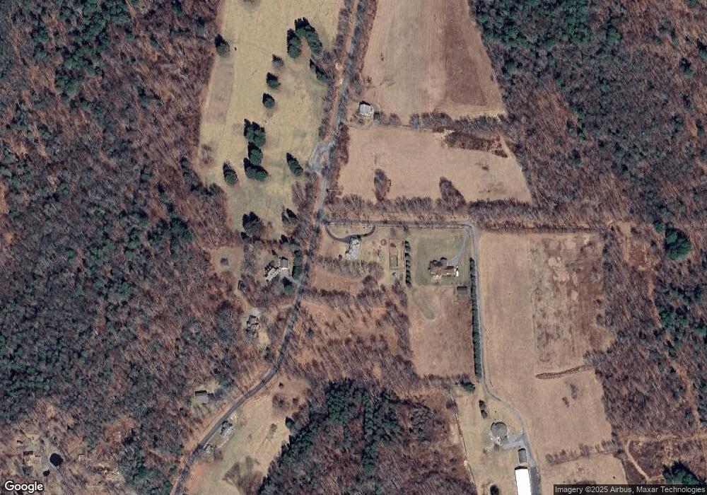 530 Niles Rd, New Hartford, CT 06057 - photo 1