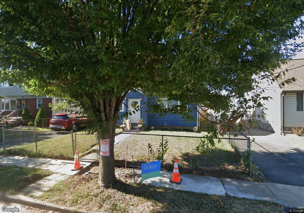 30 W 20th St, Linden, NJ 07036 - photo 1