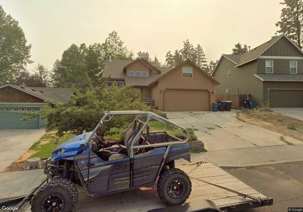 2416 NE Keats Dr, Bend, OR 97701 - photo 1