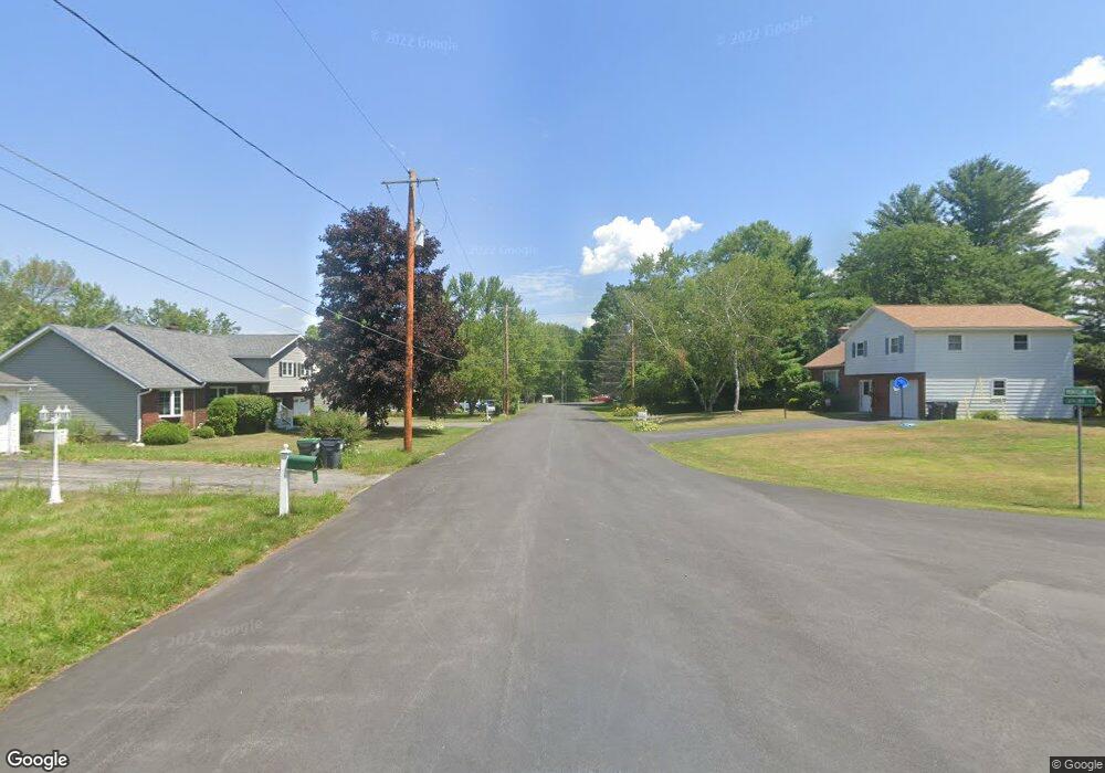 76 Catalina Dr, Schenectady, NY 12302 - photo 1