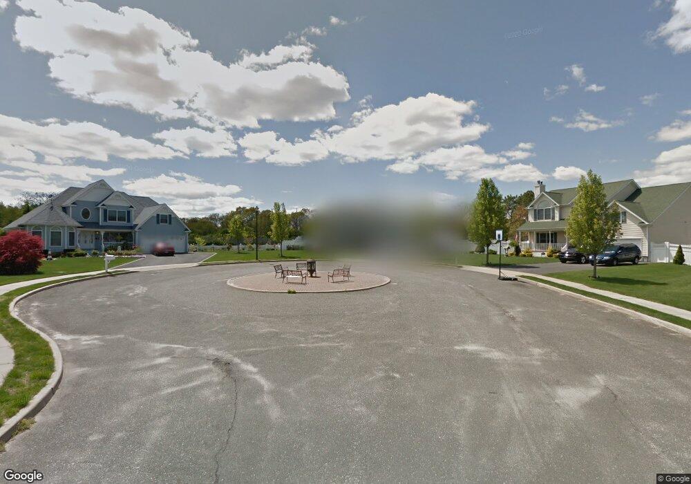 10 Manny Rose Ct, Blue Point, NY 11715 - photo 1