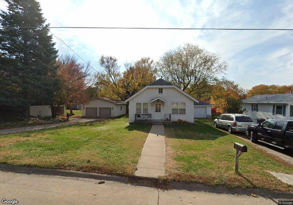 304 E Nishna Rd, Shenandoah, IA 51601 - photo 1