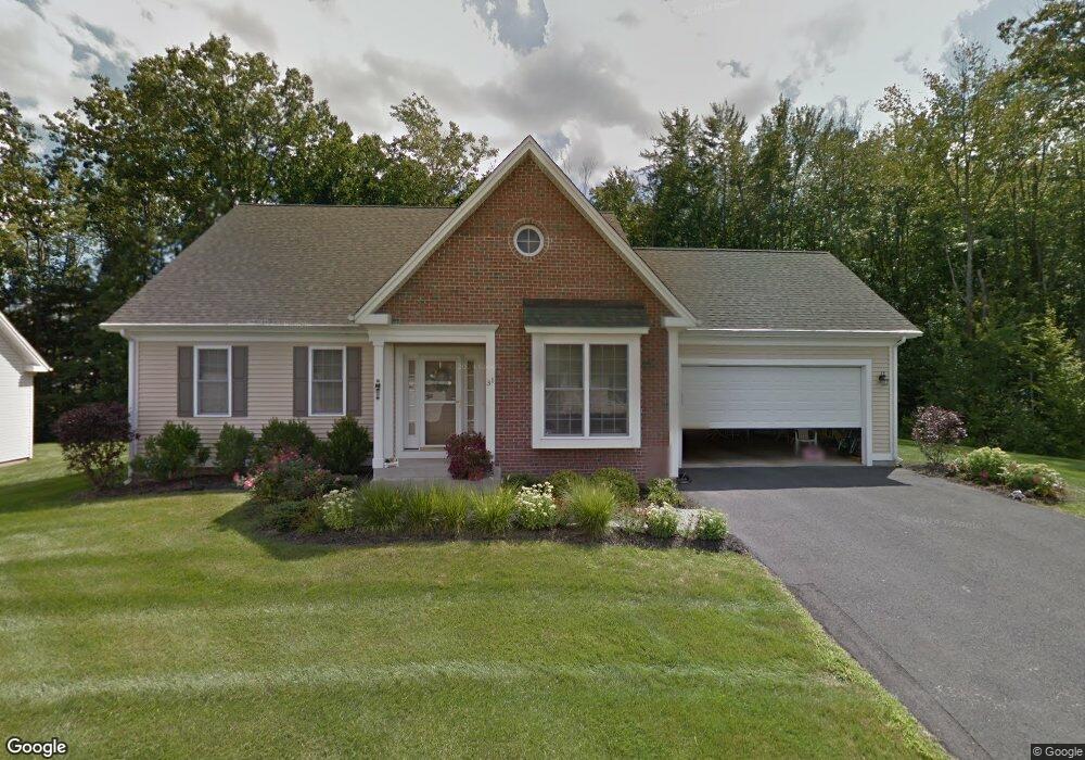 31 Woodsboro Cir, Cromwell, CT 06416 - photo 1