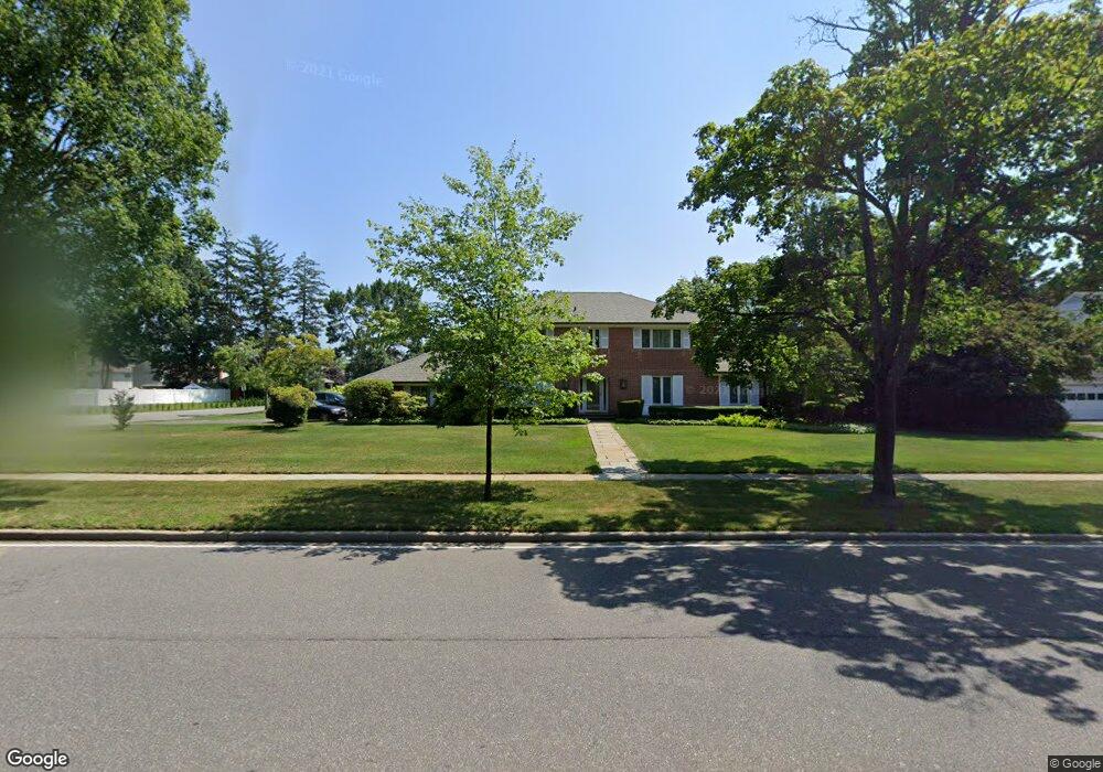 24 1st St, Garden City, NY 11530 - photo 1