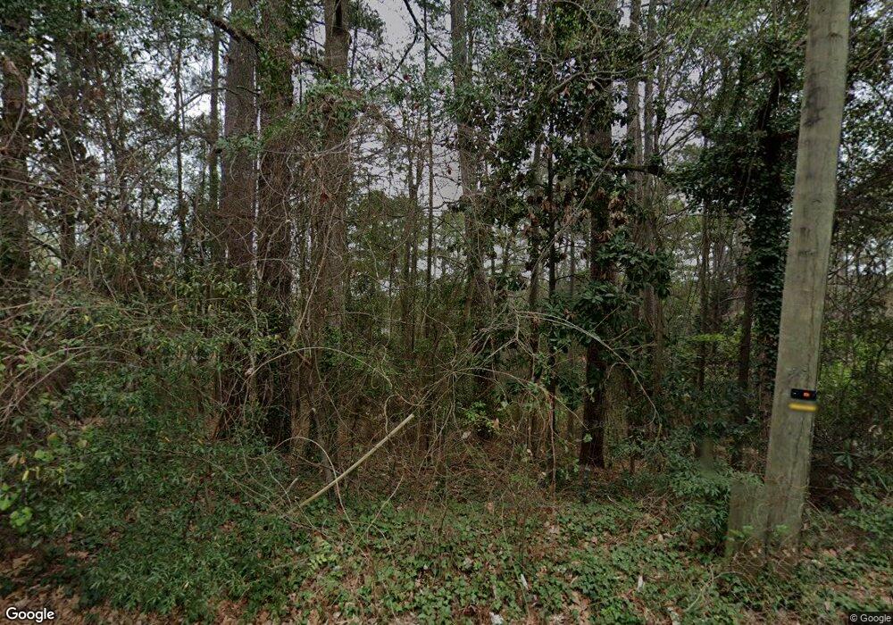 1807 Lakeshore Dr, Fayetteville, NC 28305 - photo 1