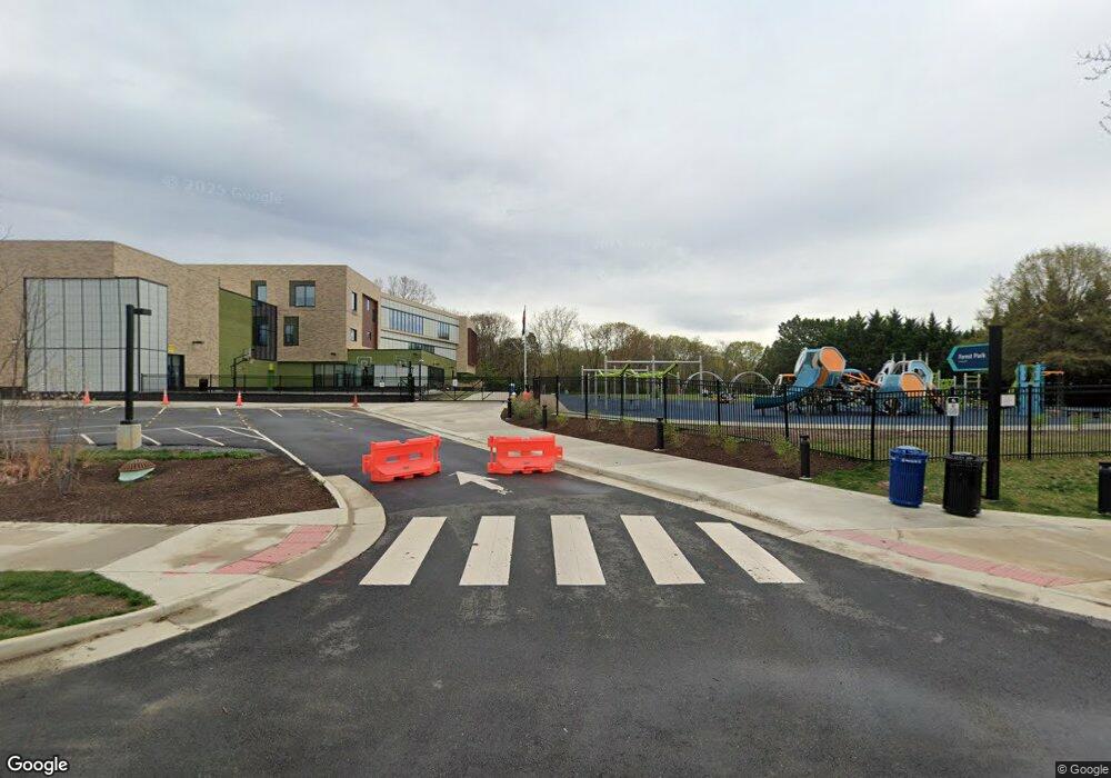 1101 Janneys Ln, Alexandria, VA 22302 - photo 1