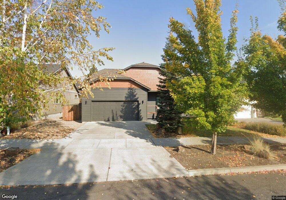 20880 Top Knot Ln, Bend, OR 97701 - photo 1