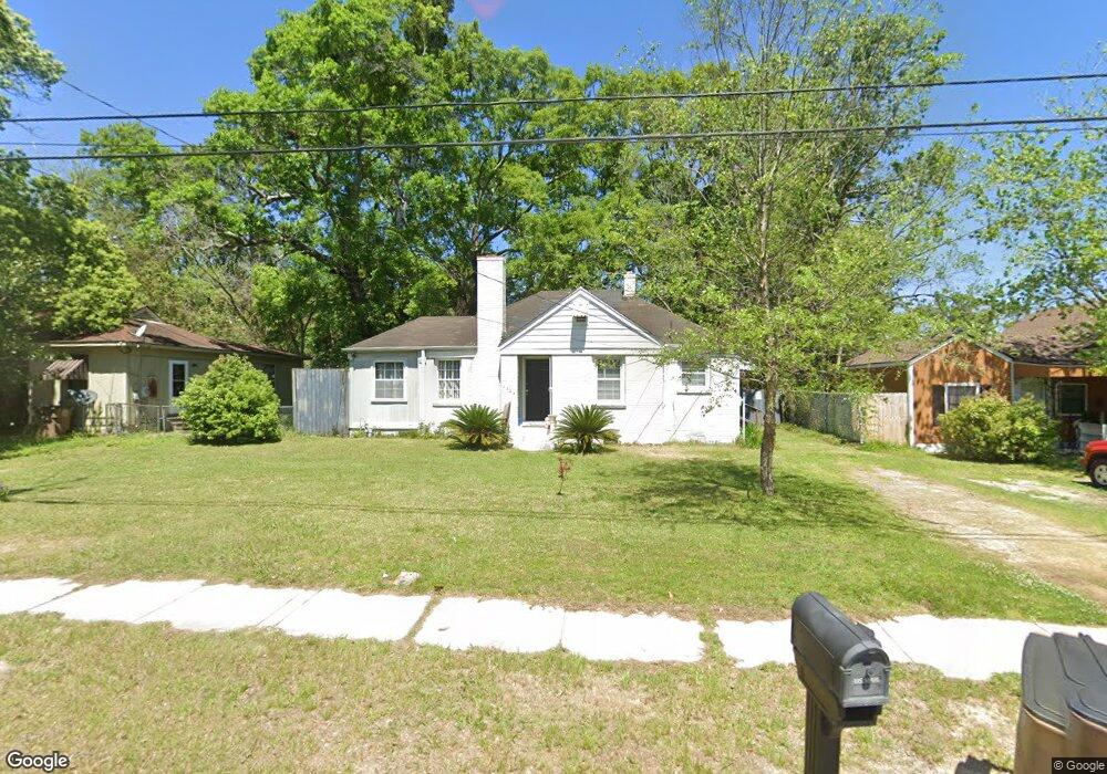 2724 Emogene St, Mobile, AL 36606 - photo 1