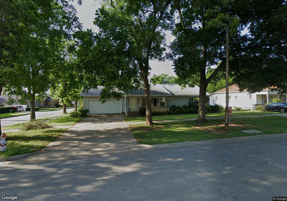 927 McLish St, Ardmore, OK 73401 - photo 1