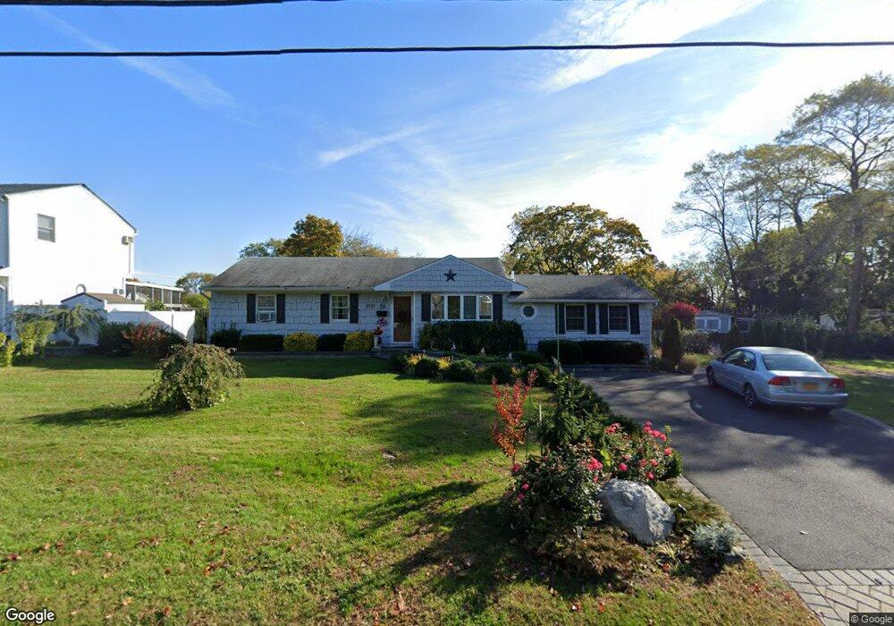2701 Connecticut Ave, Medford, NY 11763 - photo 1
