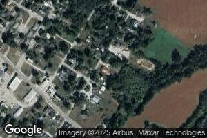 104 N Pond St, Edwardsport, IN 47528