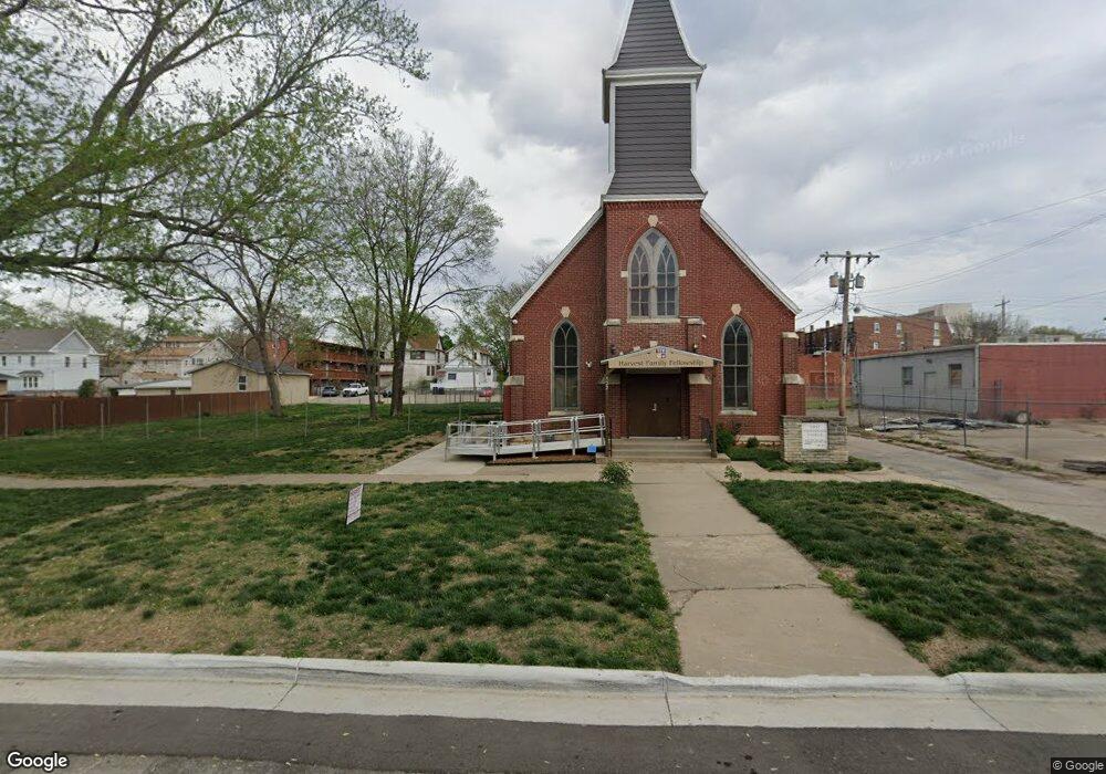 518 SW Polk St, Topeka, KS 66603 - photo 1