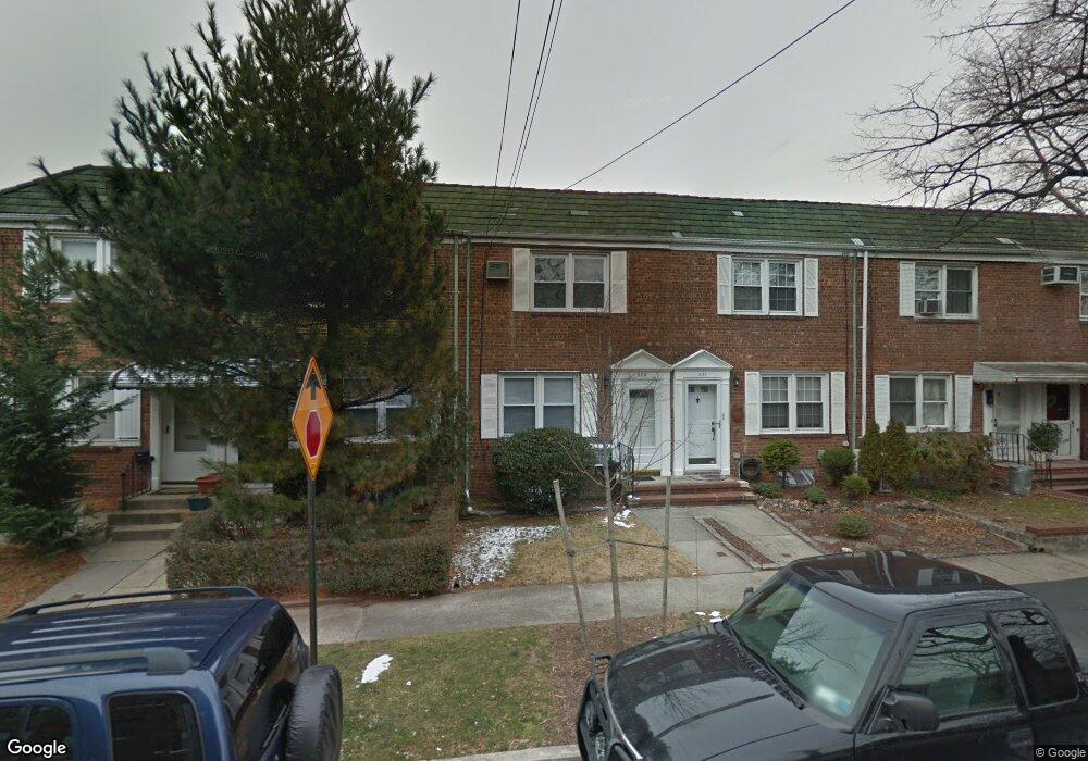 626 160th St, Whitestone, NY 11357 - photo 1