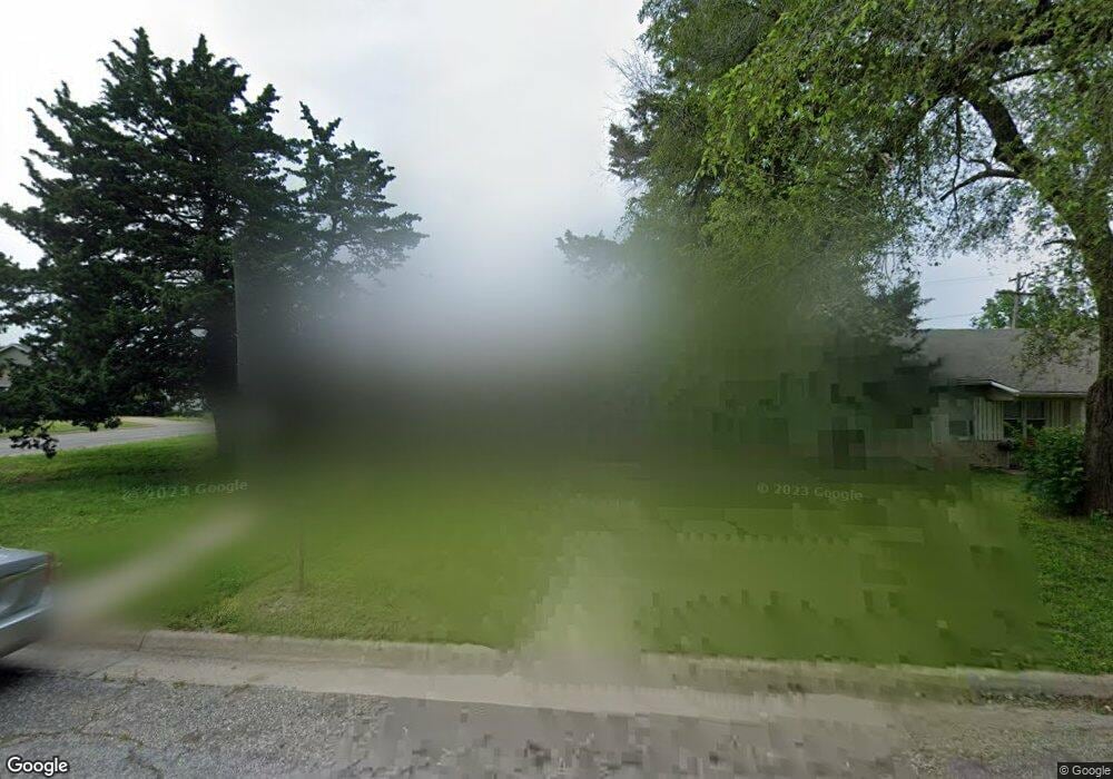 1014 SW 33rd St unit 1012 SW 33rd St, Topeka, KS 66611 - photo 1